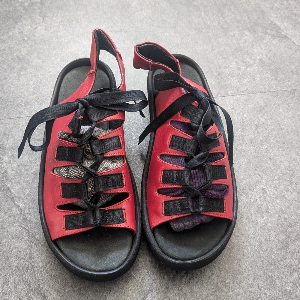Wolky Lily Women's Lace Up Gladiator Sandal Red leather Size 42